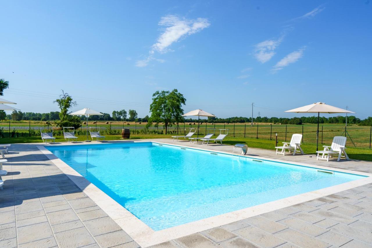 La Scuderia Casa Vacanze Guest House อาเรซโซ ภายนอก รูปภาพ