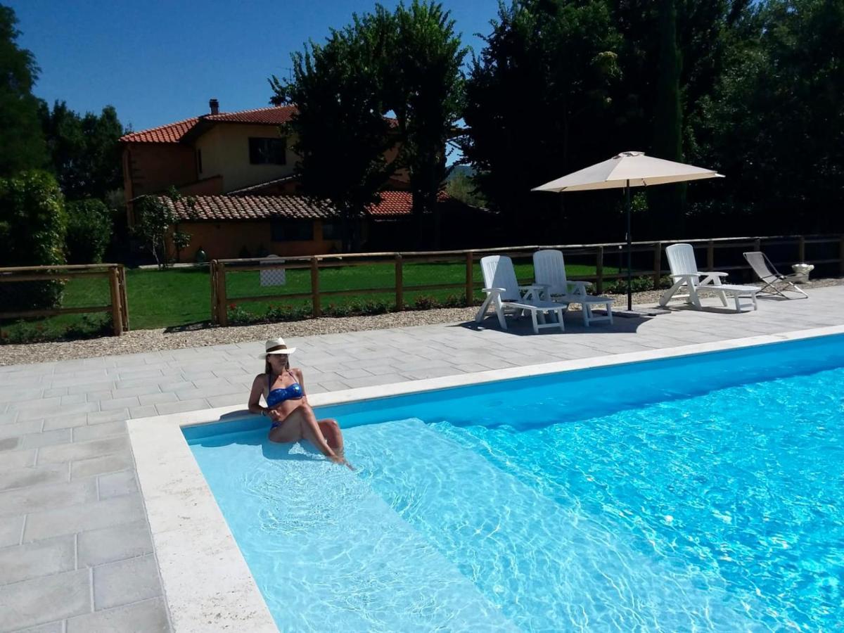 La Scuderia Casa Vacanze Guest House อาเรซโซ ภายนอก รูปภาพ